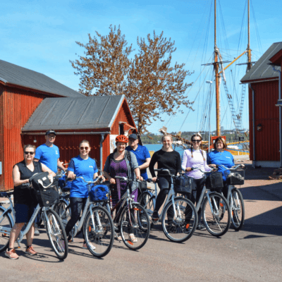 EXPERIENCE ÅLAND IN 2 WHEELS